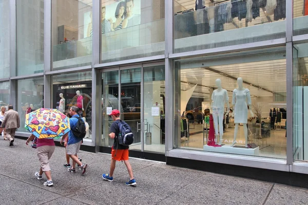 Compras de moda 5th Avenue — Foto de Stock