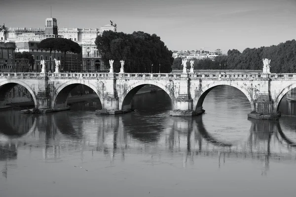 Sant' Angelo Bridge — Stock Photo, Image