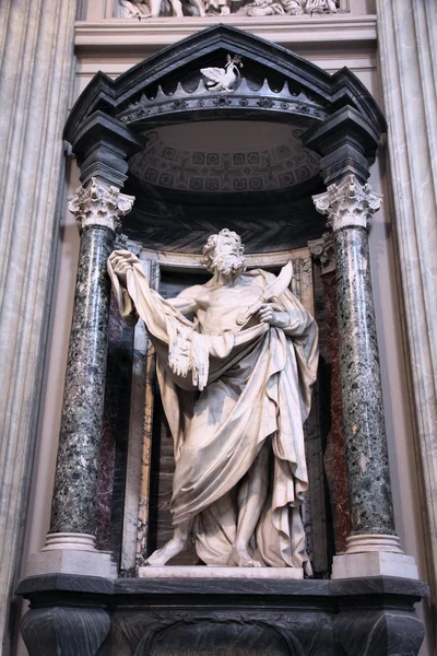 Saint Bartholomew statue — Stock fotografie