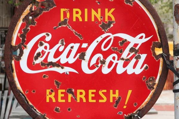 Anúncio da Coca-Cola — Fotografia de Stock