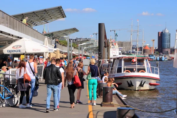 Hamburg pier — Zdjęcie stockowe