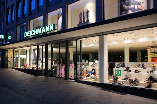 Deichmann shoe store — 图库照片