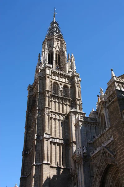 İspanya 'nın Toledo şehrindeki katedral kilisesi. Toledo, İspanya Mimarisi.
