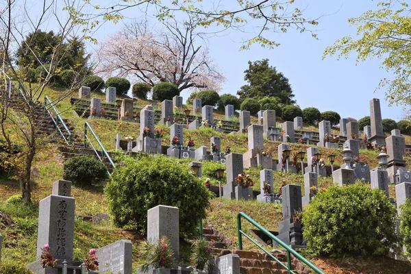 Vista do cemitério japonês — Fotografia de Stock