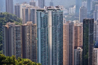 Hong Kong yüksek yoğunluklu kamu konutları. Şehir nüfusu fazla. Hong Kong 'un Wan Zinciri bölgesinin Tai Hang Ortadoğu Mahallesi.