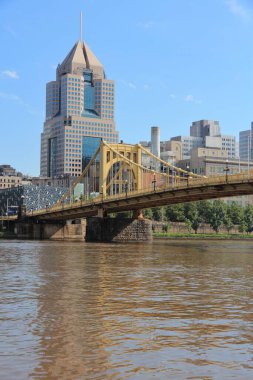 Pittsburgh 'da Highmark Place gökdeleni olarak da bilinen 30 Haziran 2013 tarihli Pittsburgh, ABD - 5. Highmark Sağlık Sigorta Şirketi 'nin genel merkezi..