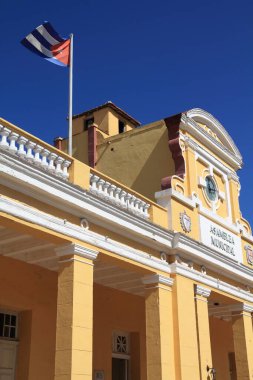 Trinidad, Küba. Belediye binası. İspanyolca adı Asamblea Belediyesi belediye meclisi anlamına gelir.