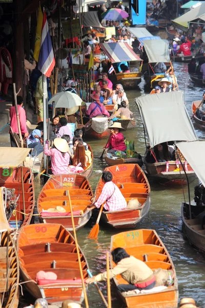 Drijvende markt in Thailand — Stockfoto