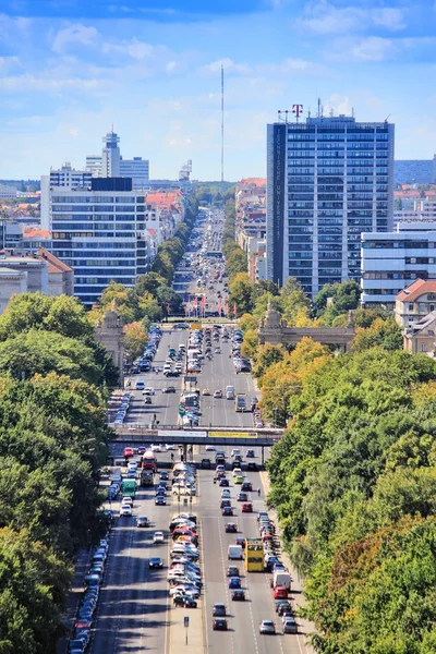 Berlin - Blick auf die Straße — Stockfoto