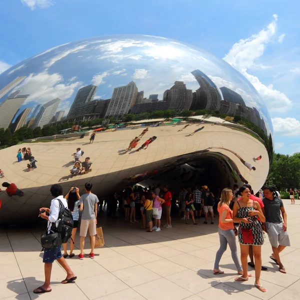 Чикаго - Cloud Gate — стоковое фото