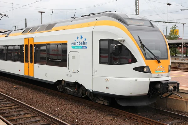 Keolis vervoer trein — Stockfoto