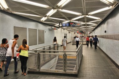 Metro İstasyonu, New York