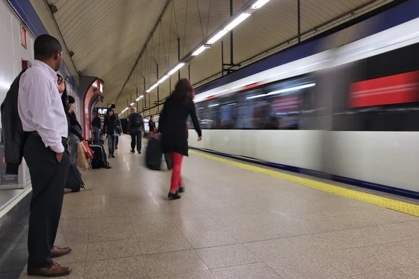 Madrid Metro train — Stockfoto