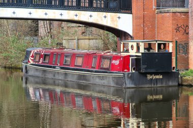 House boat in England