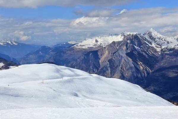 Французькі Альпи зимові — стокове фото
