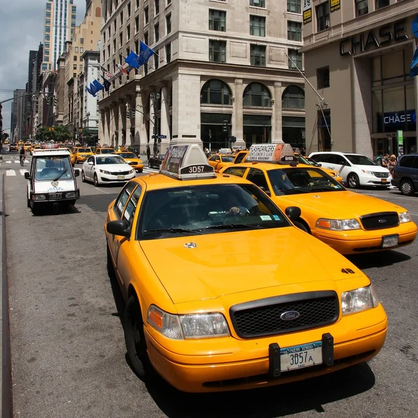 Yellow cab NYC — ストック写真
