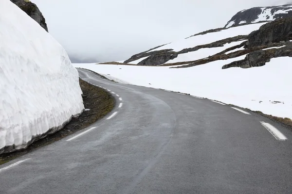 Νορβηγία - Aurland χιόνι δρόμος — Φωτογραφία Αρχείου