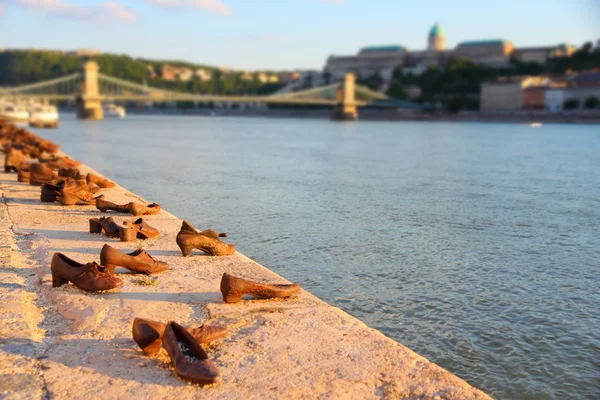 Boty Budapešť - Maďarsko v Evropě — Stock fotografie