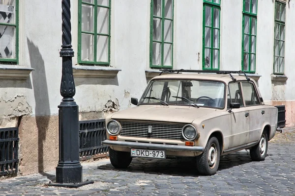 Lada 2101-늙은 러시아 자동차 — 스톡 사진