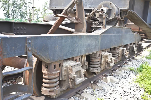 Exposição ao ar livre de trens antigos chassis close-up — Fotografia de Stock