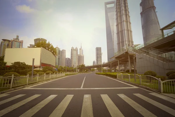 Shanghai Lujiazui stad bouwen landschap straatbeeld — Stockfoto