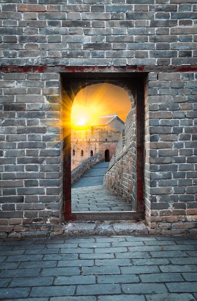 Great Wall outside door and the door — Stock Photo, Image