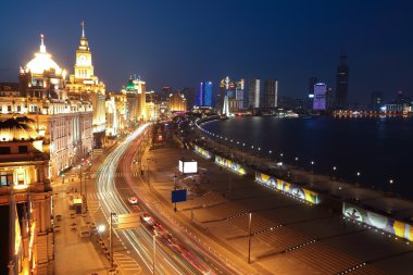 kuş görünümü, shanghai bund Avrupa tarzı binalar gece