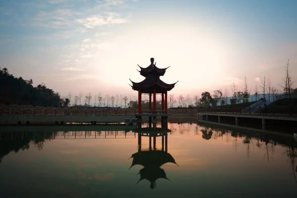 China del antiguo pabellón al amanecer —  Fotos de Stock