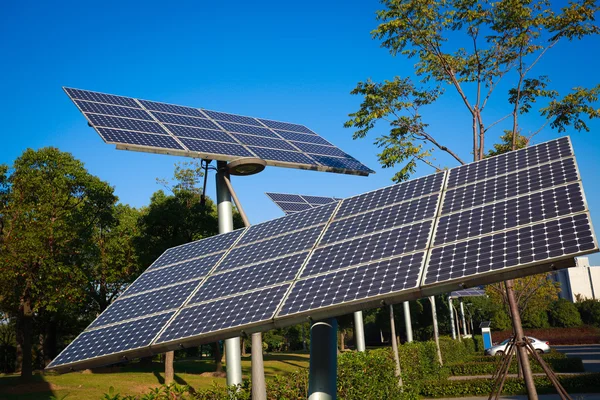 Park green energy solar power system — Stock Photo, Image