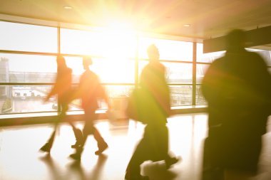 Modern koridor iç cam duvar acele PE'de Windows inşa