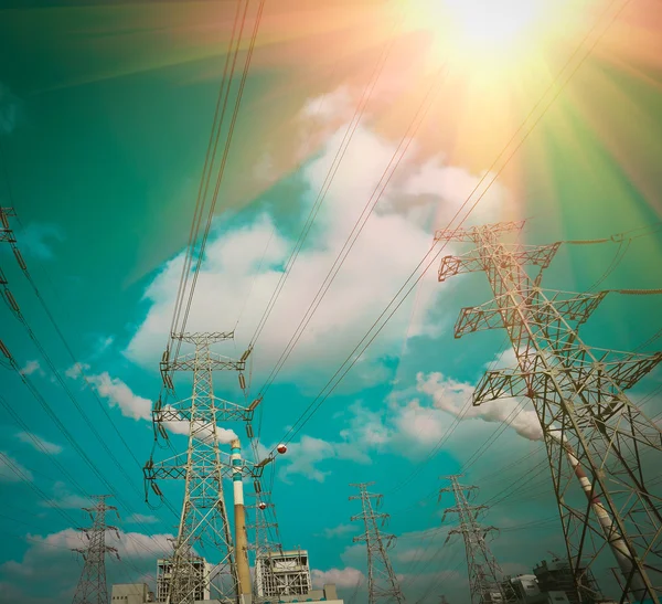 Věž přenosu energie — Stock fotografie