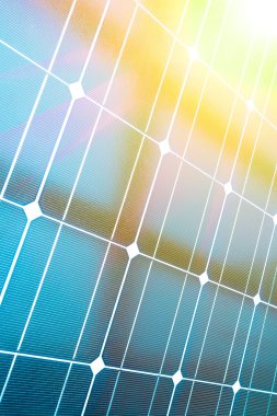 Yenilenebilir güneş enerjisi kullanan enerji santrali  