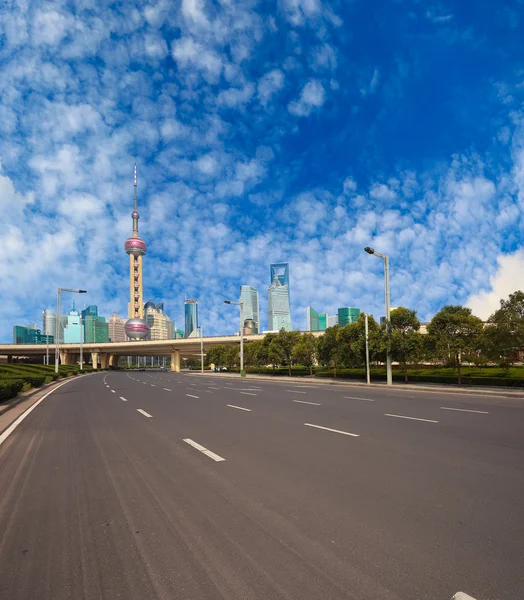 Empty road with Shanghai Lujiazui city buildings — Stock Photo, Image