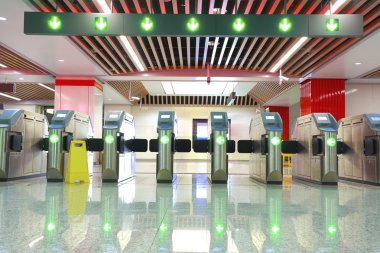Metro İstasyonu fren makine turnike kapısı