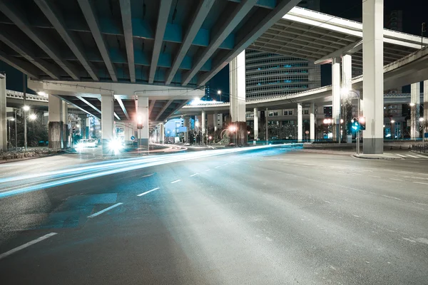 밤의 도시도로 육교 밤 — 스톡 사진