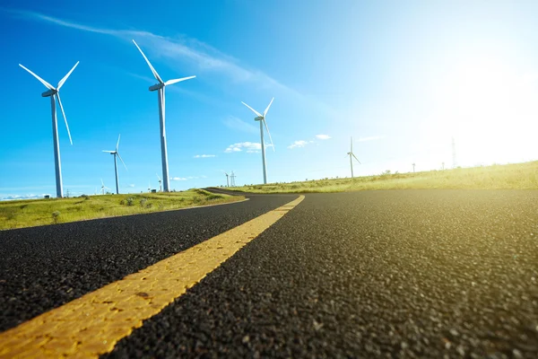 Ekologicky šetrné energie generace větrné energie turbíny — Stock fotografie