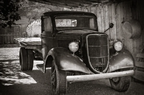 Vintage truck — Stock Photo, Image