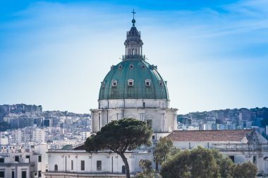 Napoli Kilisesi