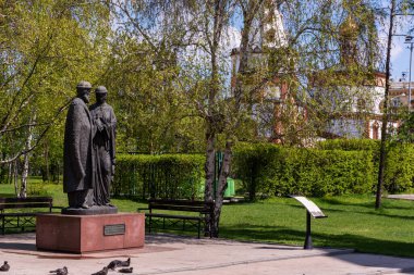 Rusya, Irkutsk - 27 Mayıs 2021: Murom 'daki Aziz Peter ve Fevronia Anıtı
