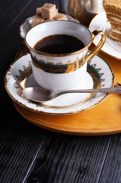 Coffee Dessert Served Wooden Tray Black Wooden Table — Stock Photo, Image