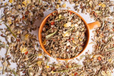 Müsli arka planında servis edilen özel müsli ve granüller. - Evet. Beslenme ve at bakımı konsepti.