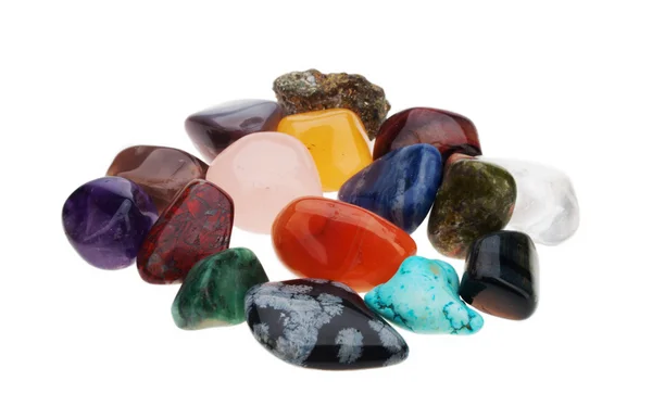 Kleurenspectrum van semiprecious edelstenen op witte achtergrond Rechtenvrije Stockfoto's