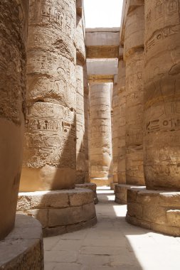 Karnak Tapınağı büyük Hipostil salon. Luksor, Mısır.