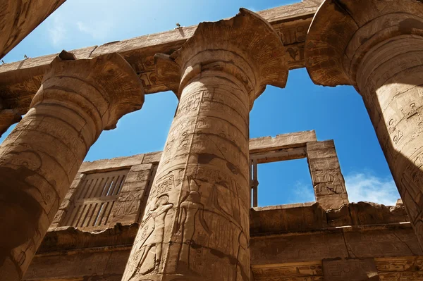 Die große Hypostilhalle des Tempels von Karnak. Luxor, Ägypten. — Stockfoto