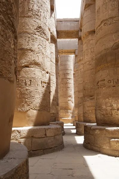 La Grande Salle Hypostyle du Temple de Karnak. Louxor, Égypte . — Photo