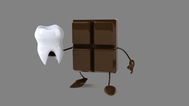 Держащий зуб шоколадный бар — стоковое видео