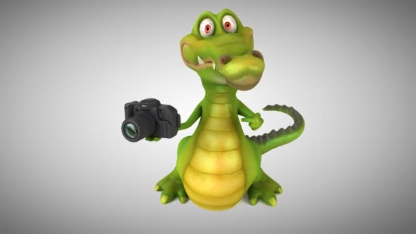 Crocodile holding camera — Stock Video