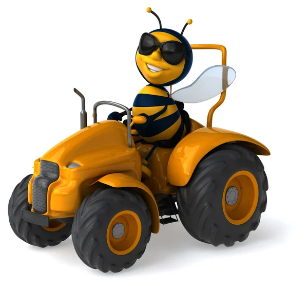 Смешная пчела в тракторе — стоковое фото