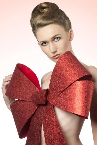 Menina de Natal com grande arco — Fotografia de Stock