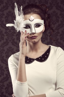 eski moda stil kadın beyaz karnaval maskesi